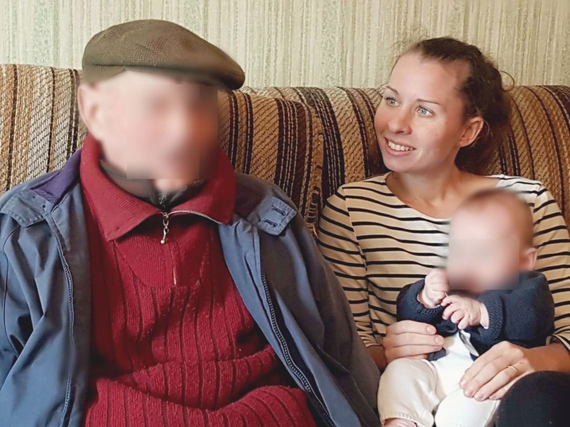 Arrière-grand-père, bébé et maman