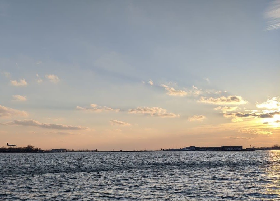 Les avions arrivent sur l'eau