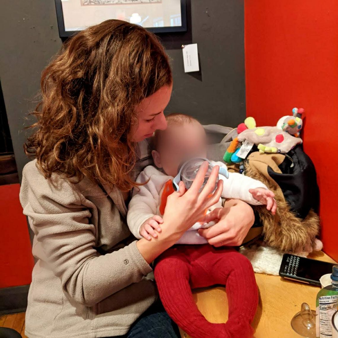 Café croissant avant de prendre la route