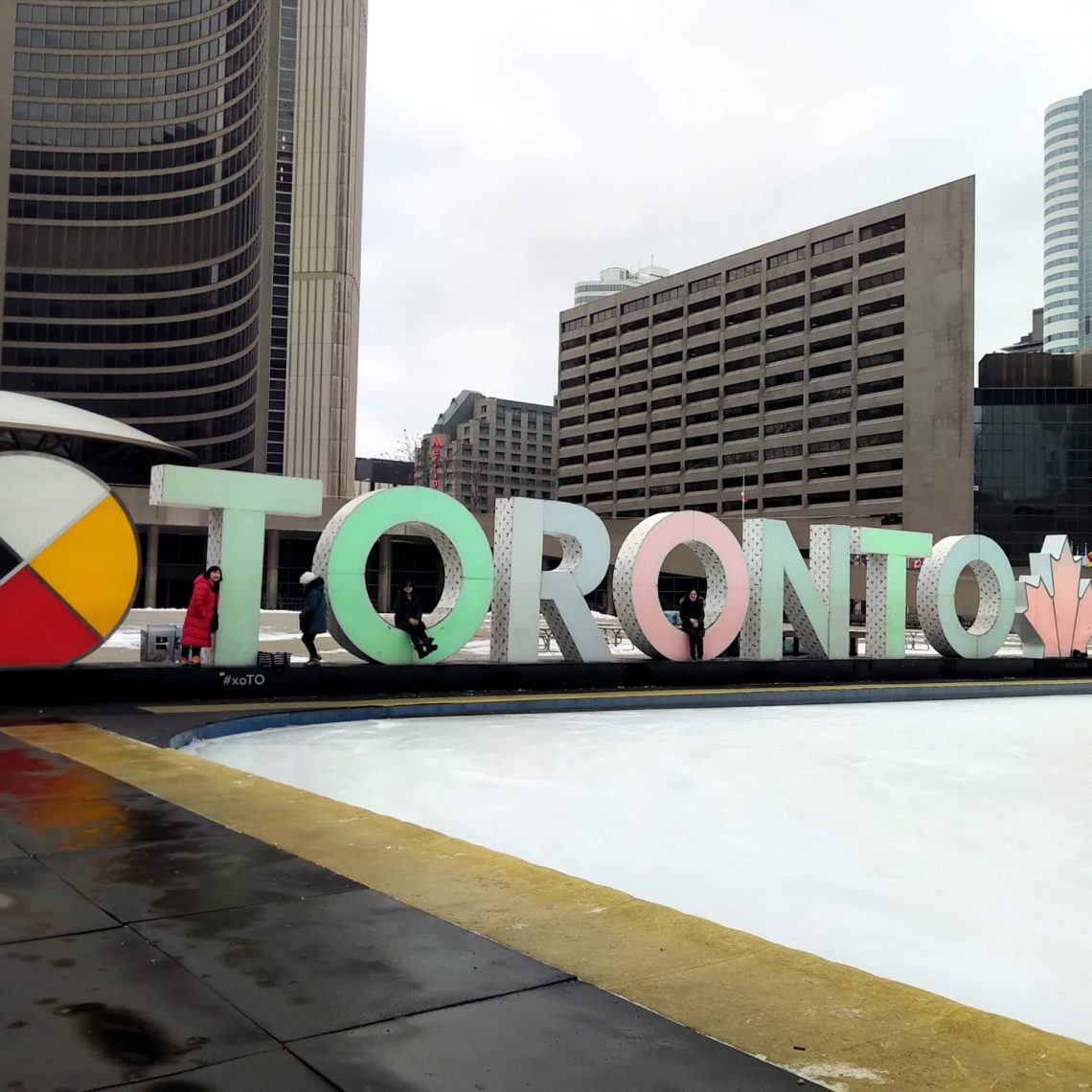 Le Toronto Sign