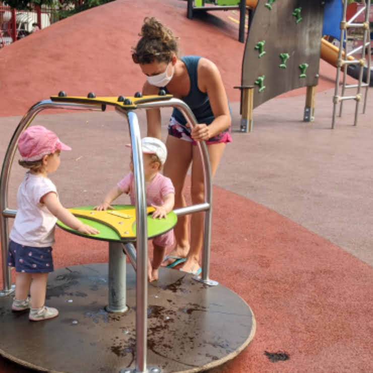 Au parc avec la cousine