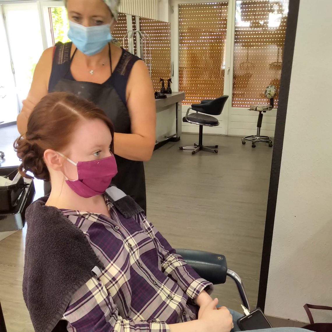 La mariée chez le coiffeur