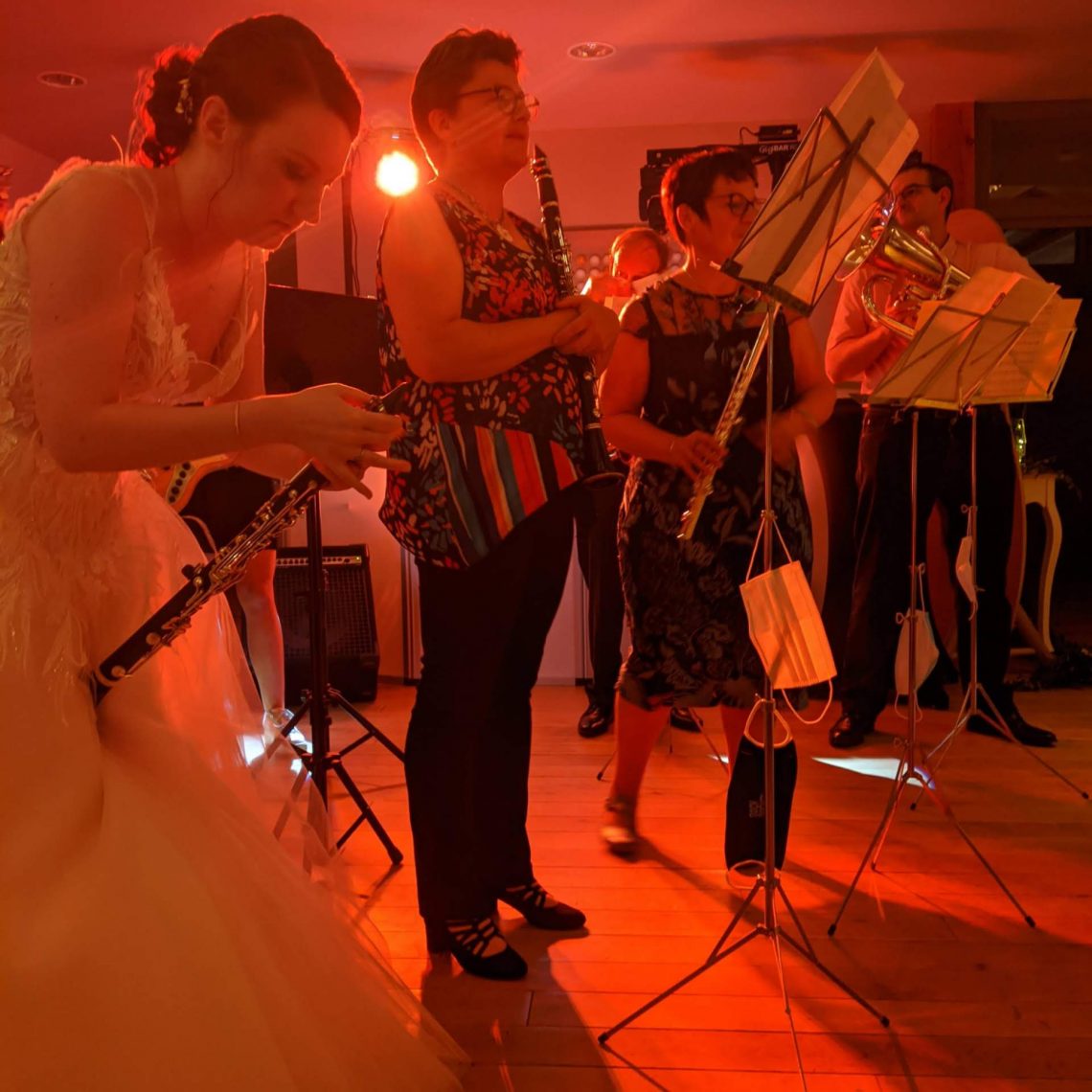 La mariée, sa maman et sa marraine