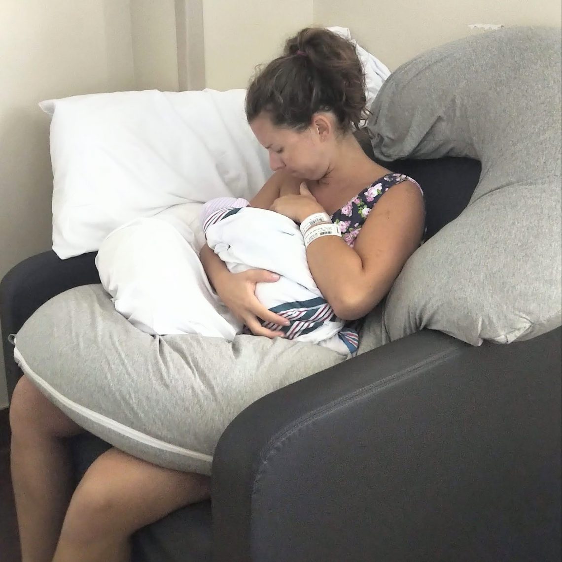 Les premières mises au sein