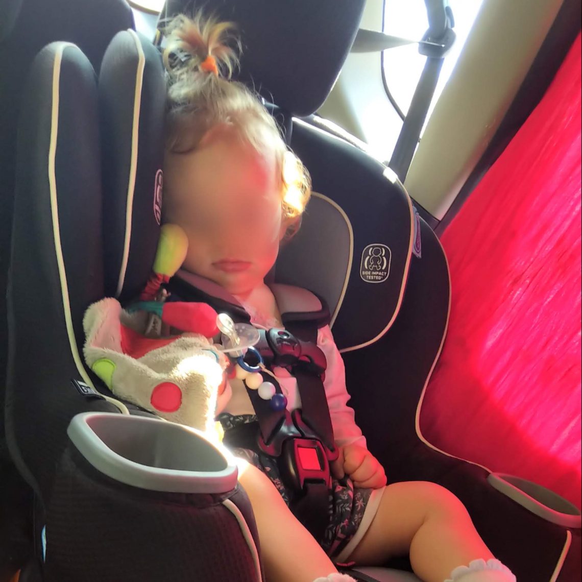 Bébé dort encore