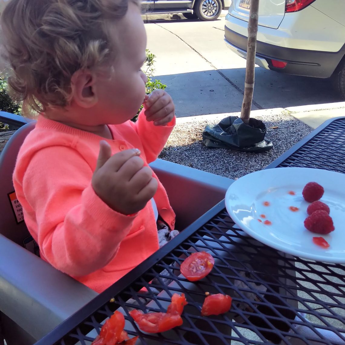 Bébé malade retrouve l'appétit