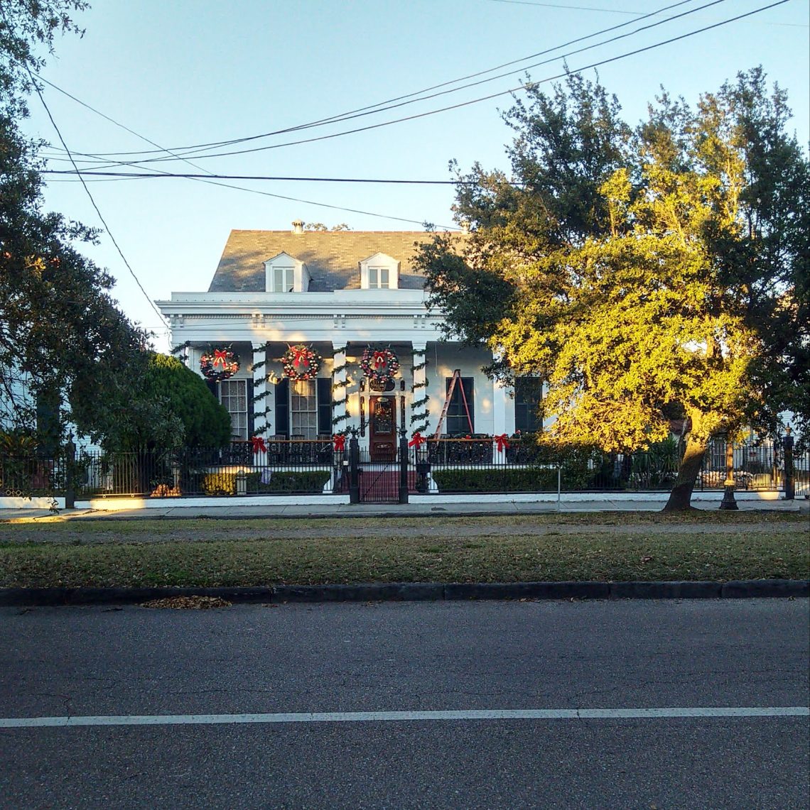 Les maisons de la Nouvelle Orléans se préparent pour Noël