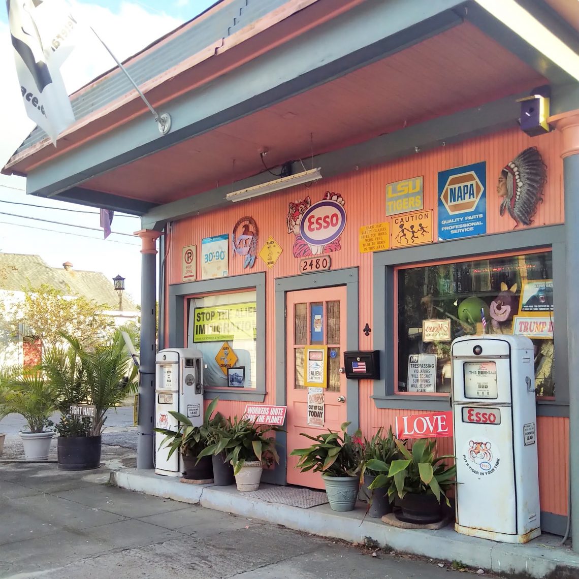 Une vieille station essence