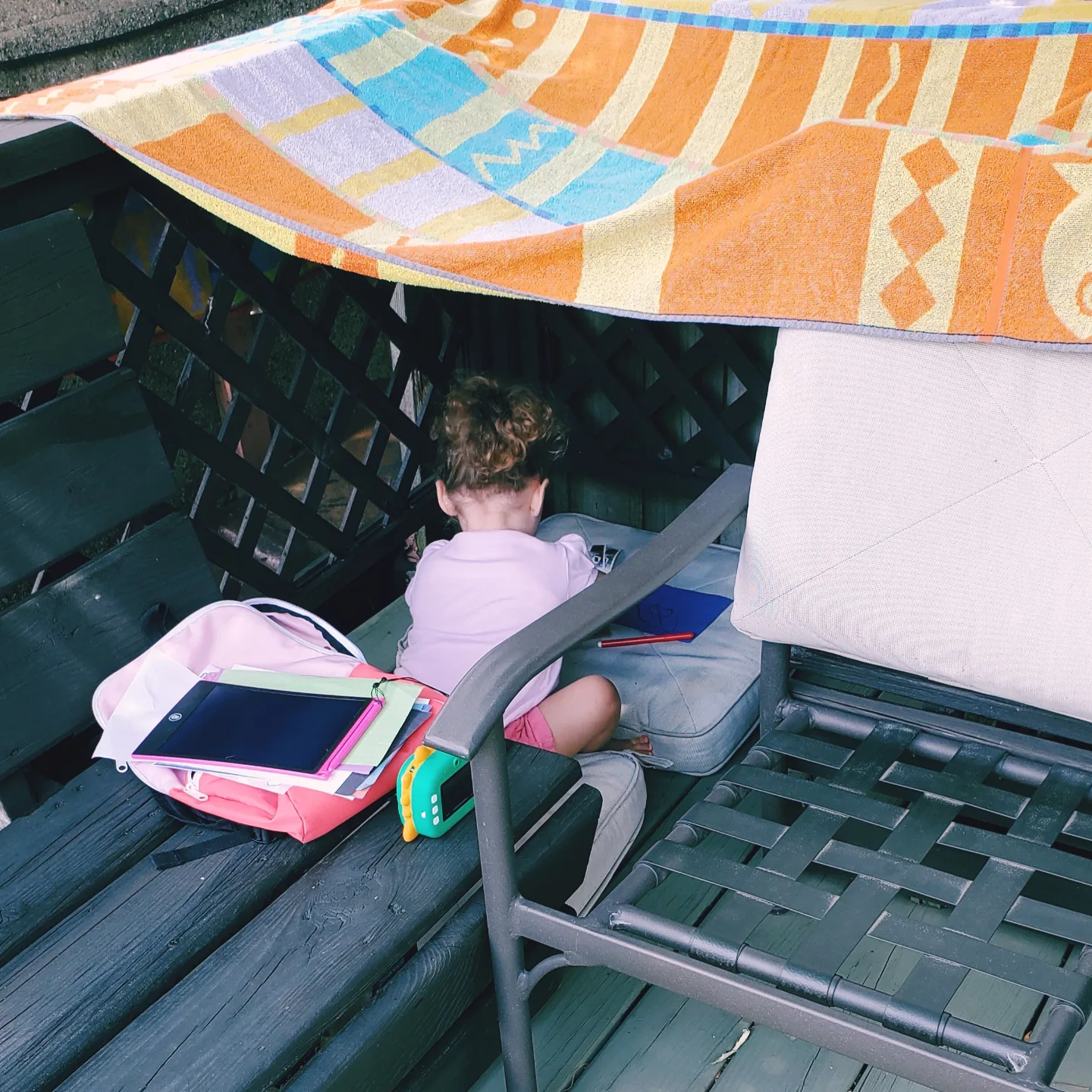 Temps calme des enfants pendant les vacances