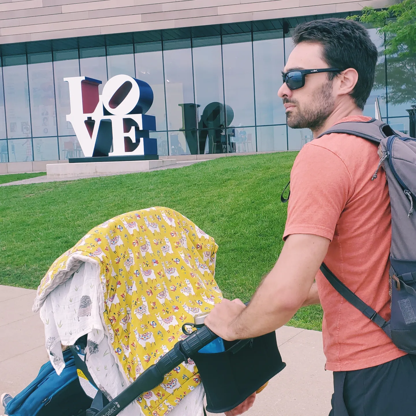 Il faut se mettre à courir pour occuper les enfants en voyage