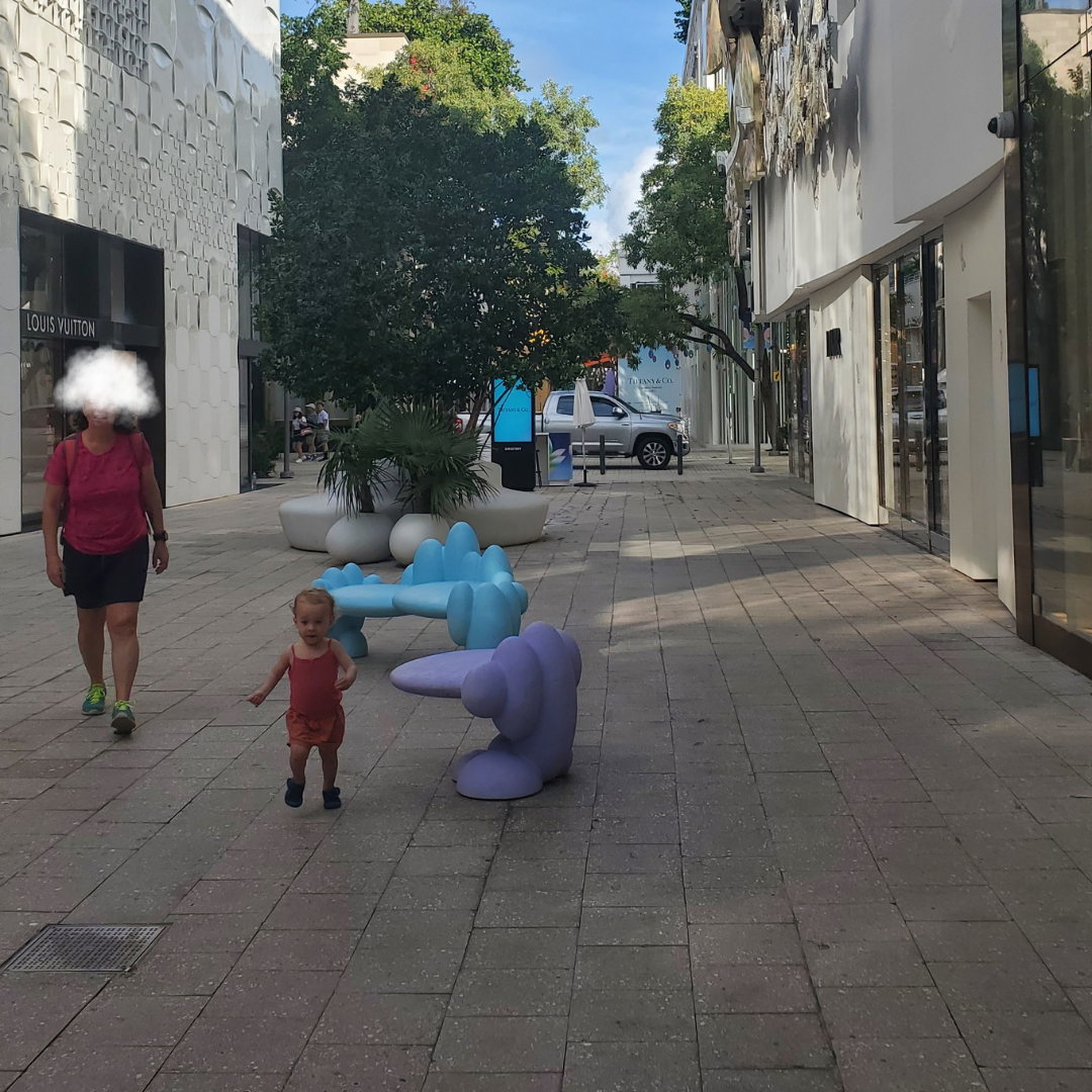 Mamie et Sasha à Miami Design District