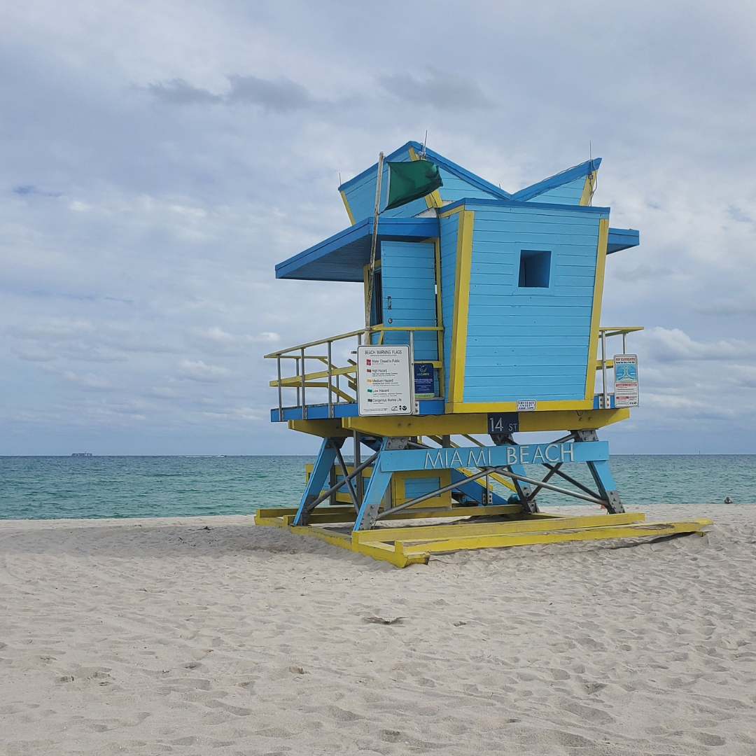 Premiers pas sur la plage de miami beach