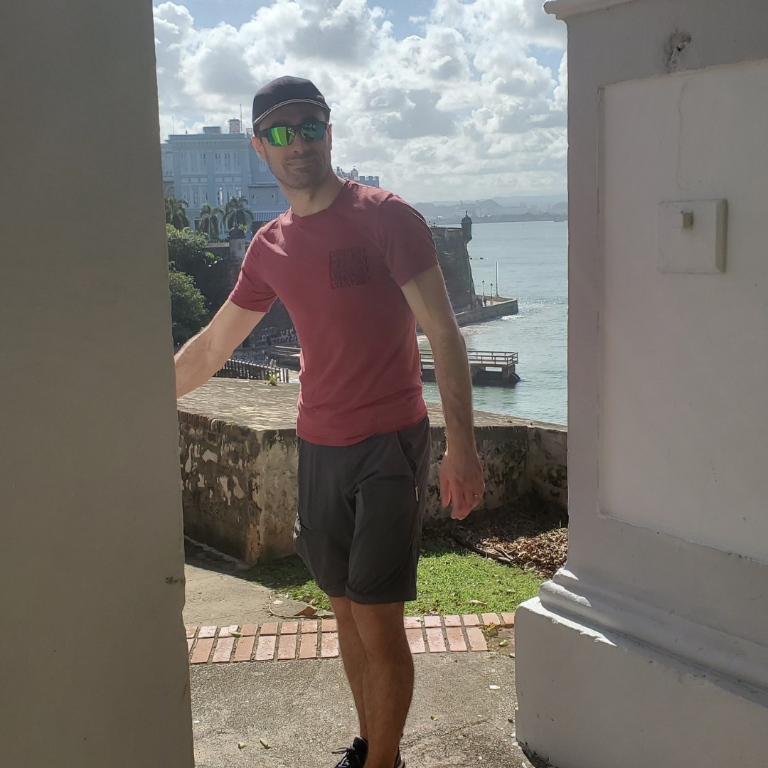 Les remparts surplombants l'océan