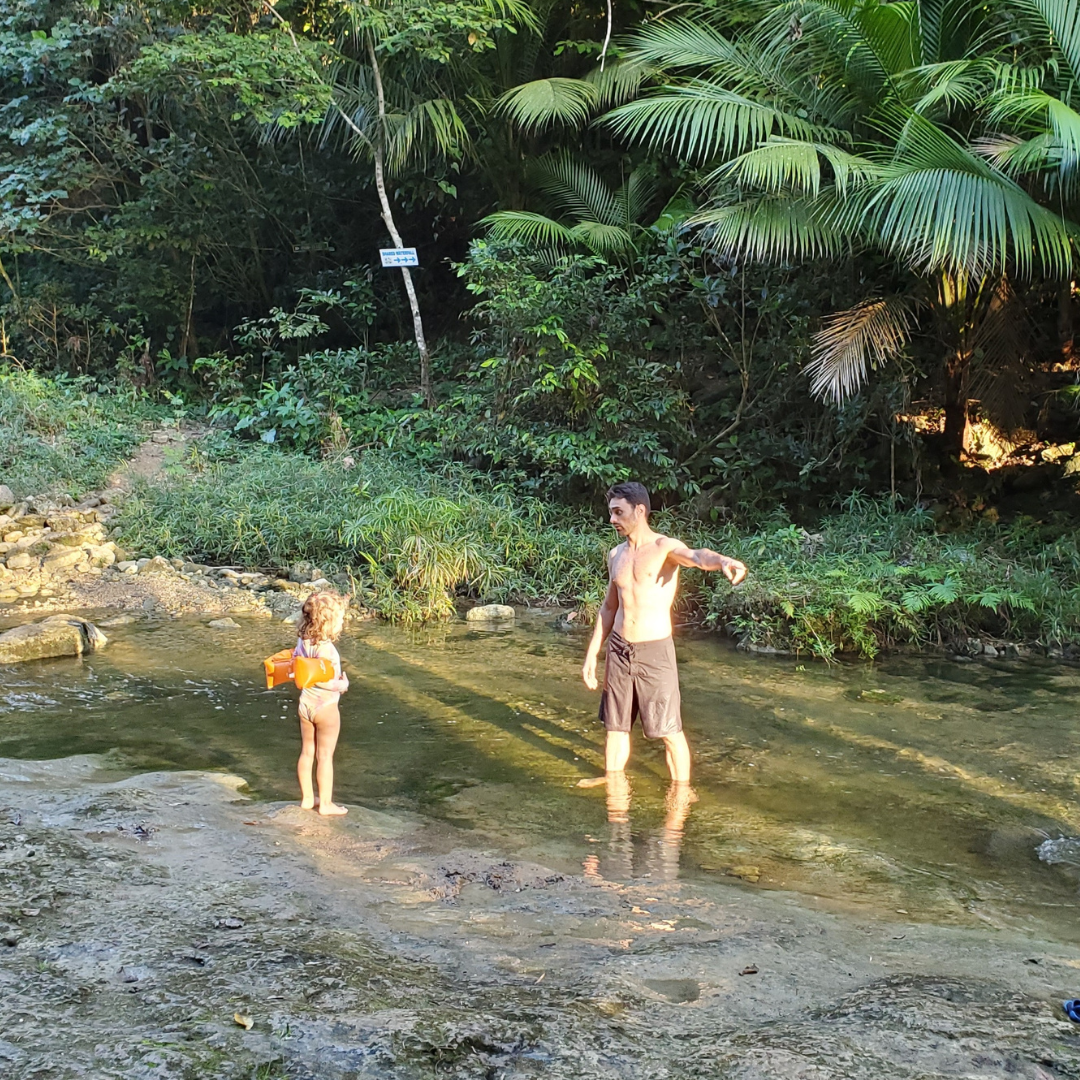 Coucher de soleil à la rivière